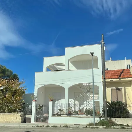 Apartment Le 4 Colonne Monolocale Vista Mare