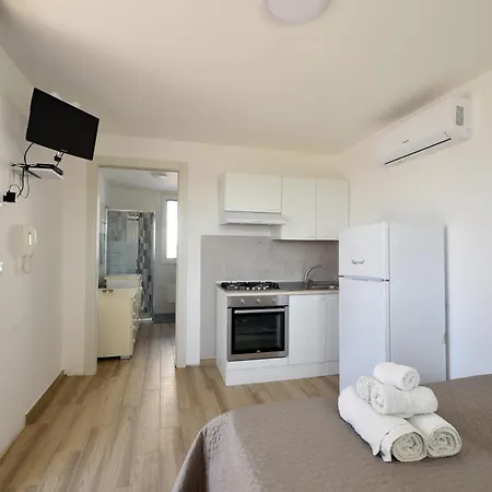 Le 4 Colonne Monolocale Vista Mare Apartment Nardò